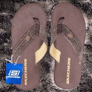 NWT Skechers Sandals